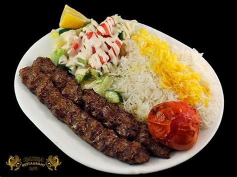  Koobideh: อร่อยมันละลายในปาก และหอมกรุ่นน่าลืมเลือน!